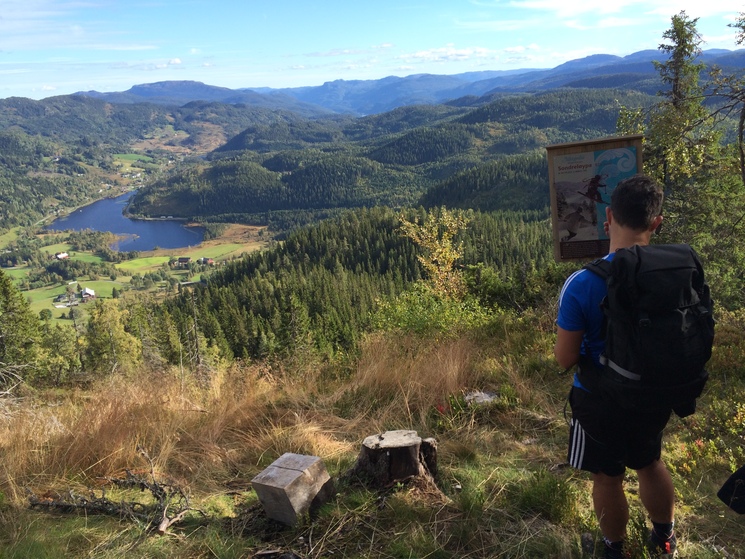 hiking-in-telemark.jpg